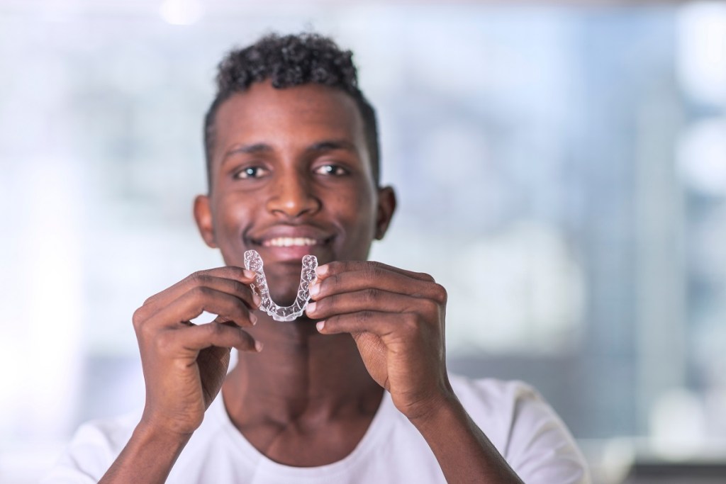 6 Cosmetics Solutions for Uneven Teeth